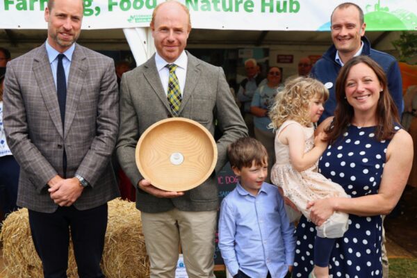 Prince William وDuchess Sophie يتركان أثرًا ملكيًا في ختام Royal Cornwall Show Prince William and Duchess Sophie at Royal Cornwall Show in Wadebridge, Cornwall, celebrating Cornish agricultural heritage with a focus on sustainable innovation.