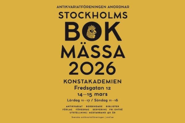 ملصق رسمي باللون الأصفر لمعرض ستوكهولم للكتاب 2026 المقام في أكاديمية الفنون (Konstakademien) يومي 14 و15 مارس.