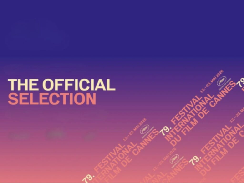 صورة ترويجية بيانية بتدرج لوني عمودي من الأرجواني إلى البرتقالي. على اليسار، نص كريمي عريض بأحرف كبيرة يقرأ "THE OFFICIAL SELECTION". ويمتد نص مكرر بنفس اللون قطرياً من الأسفل الأيسر إلى الأعلى الأيمن، ويقرأ: "79. FESTIVAL INTERNATIONAL DU FILM DE CANNES"، "12. – 23. MAI 2026"، مصحوباً بأيقونة فيلم بيضاء صغيرة بالقرب من التاريخ.