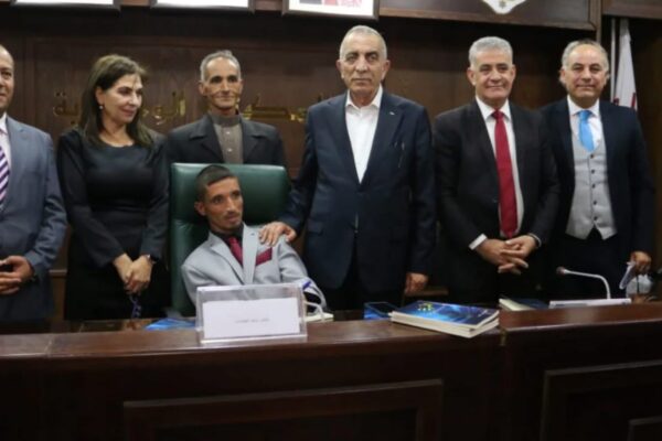 لقطة رسمية توثق حفل إشهار رواية المربية للكاتب عاهد العظمات بالمكتبة الوطنية في عمان بحضور رسمي وثقافي عام 2026.