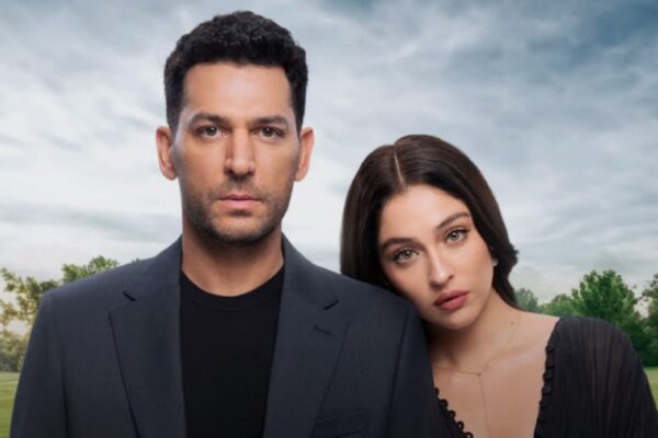 بوستر رسمي يظهر الممثل مراد يلدريم والممثلة جيمري بايسال بنظرات حزينة وغامضة، مع خلفية تعبر عن أجواء الدراما الاجتماعية التركية ورود وذنوب، المقرر عرضه على منصة MBC شاهد.